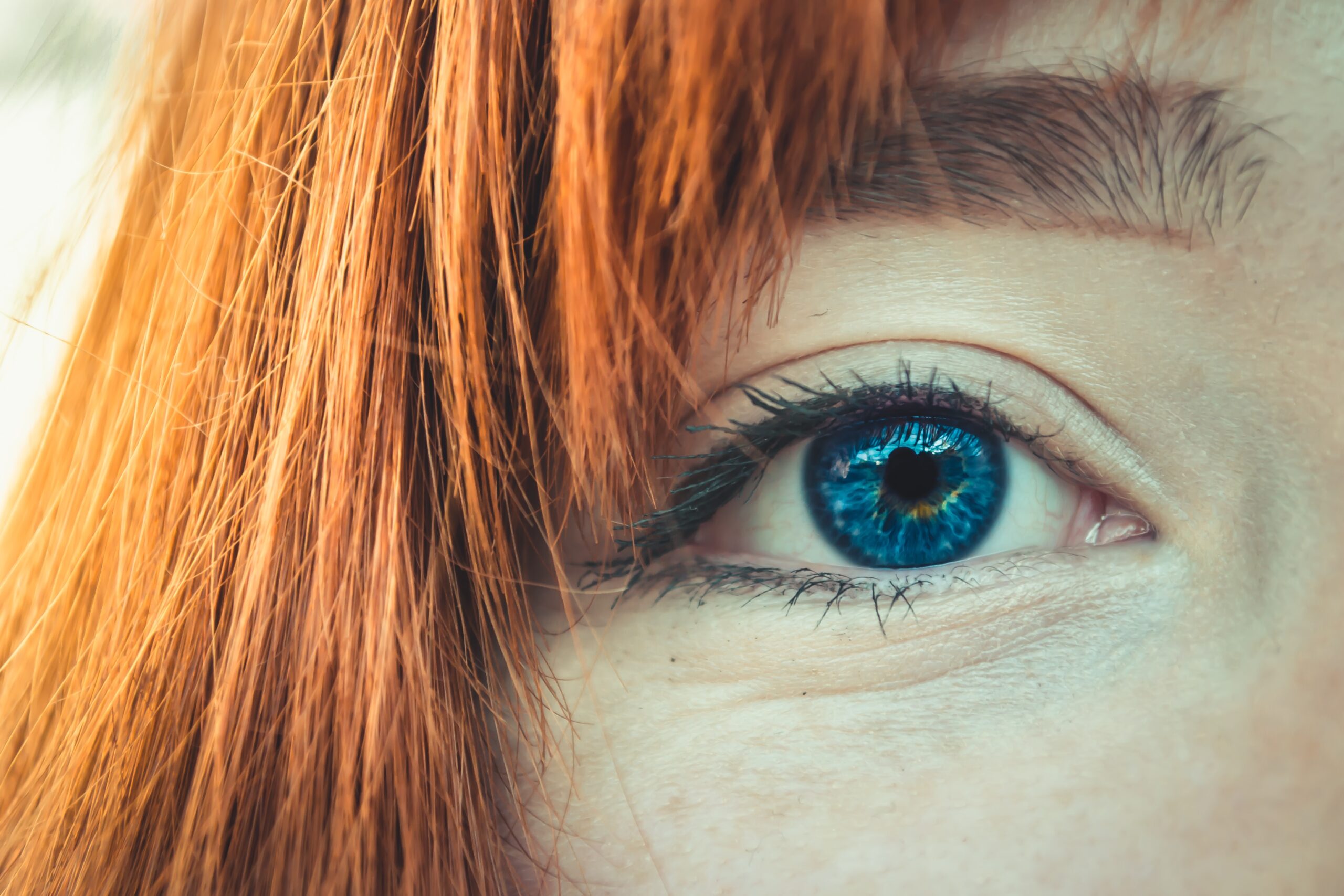 14 Best Songs About Blue Eyes